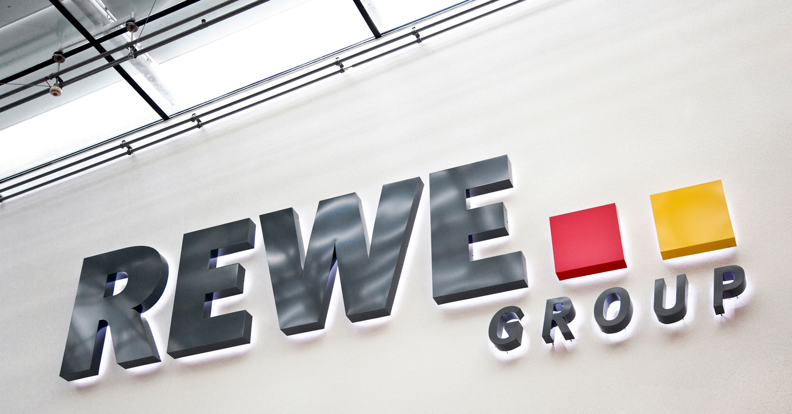 logo rewe-group